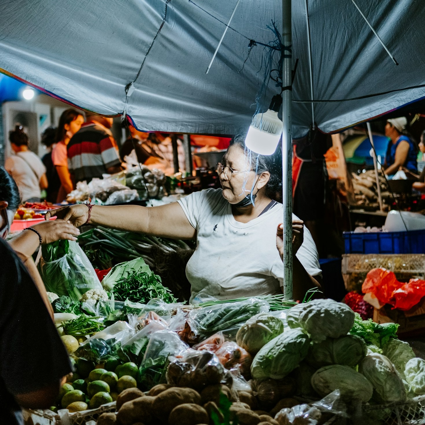 Top 10 Must-Try Foods at Chợ Đầm